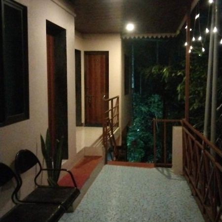 Anandi Villa Adhi Dış mekan fotoğraf
