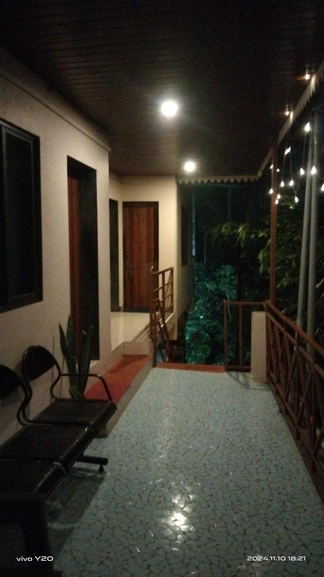 Anandi Villa Adhi Dış mekan fotoğraf